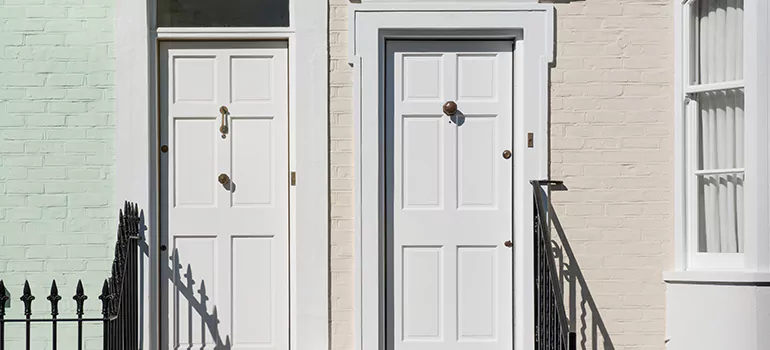 Mirror Closet Door Repair in Lake Magdalene, FL
