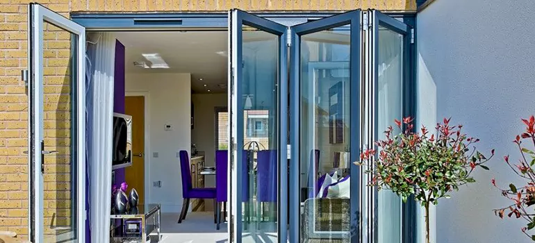 Bifold Door Repairs Near Me in Lake Magdalene, FL