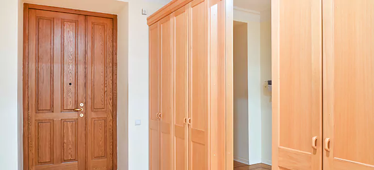 Glass Closet Door Repair in Lake Magdalene, FL